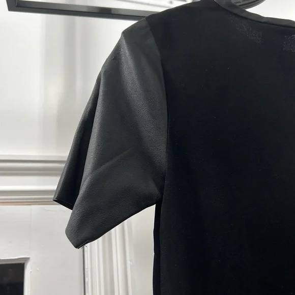 H&M Leather mid sleeve blouse with ruffle bottom - Picture 5 of 5